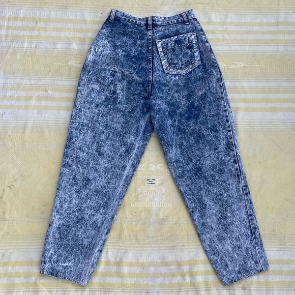 Vintage 80s upcycled patchwork acid wash jeans - Picture 4 of 5